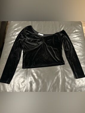 Elodie Black Velvet Crop Top